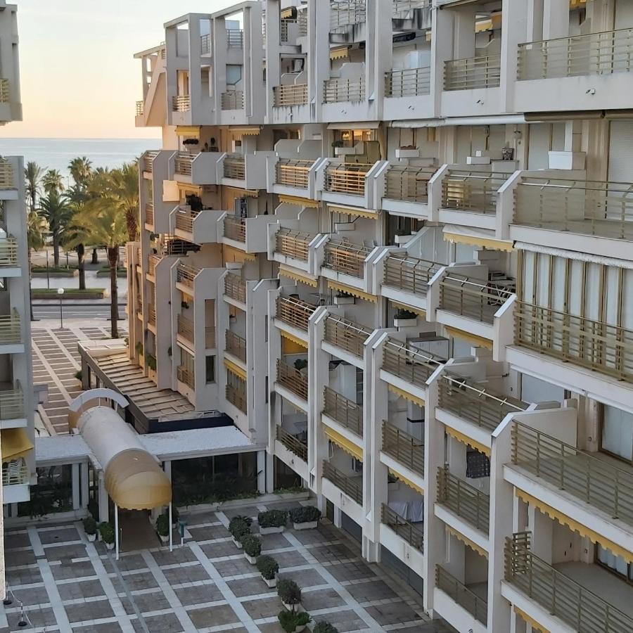 Apartamento En El Centro De Salou Exteriör bild