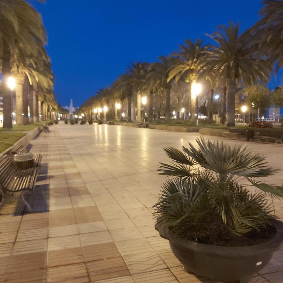 Apartamento En El Centro De Salou Exteriör bild